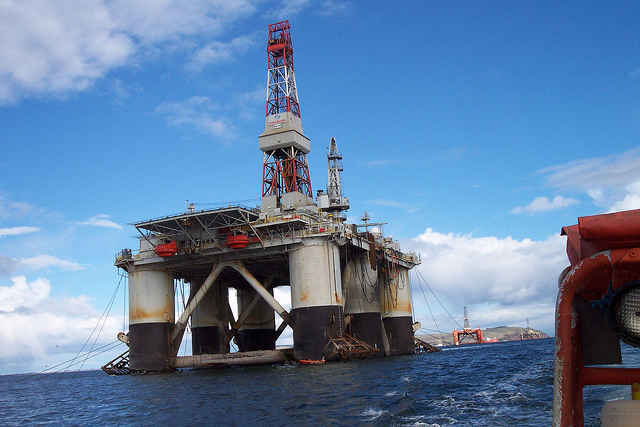 5 Amazing Facts About Working On An Oil Drilling Platform