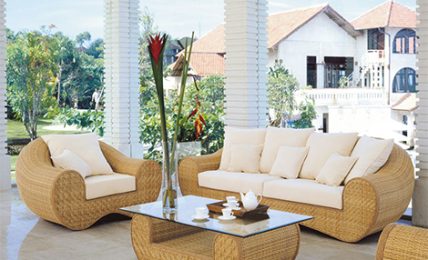 7 Tips For Choosing The Best Outdoor Furniture