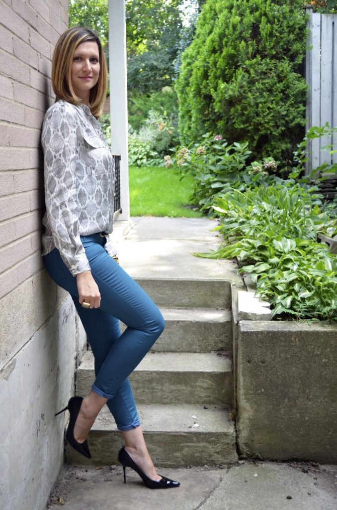 How To Look For The Right Pair Of Jeans For Tall Woman?