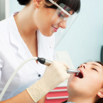 How To Find A Good Cosmetic Dentist