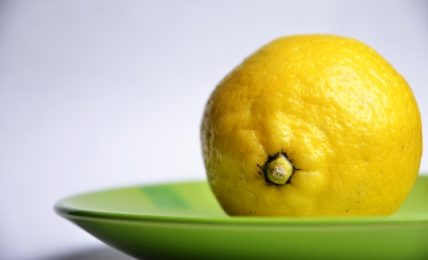 What Are The Benefits Of Drinking Lemon Water In The Morning