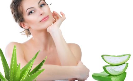 Use Aloe For Face To Cure Acne And Skin Lightening