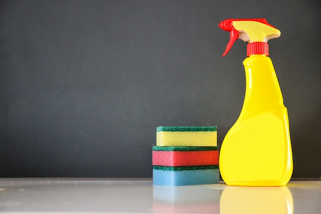 6 Smart Cleaning Tricks That Will Totally Change The Way You Deep Clean Your Bathroom