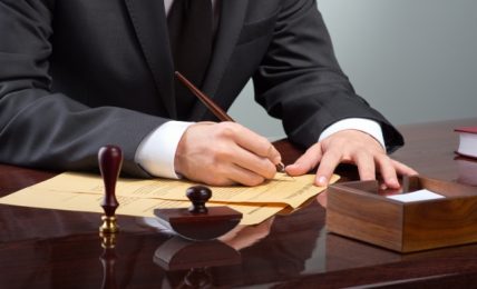 5 Reasons To Hire A Business Attorney