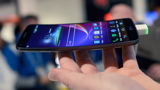 LG G Flex 3 Rumored For September Unveiling At IFA 5.5-Inch QHD Screen, SD-820 Chipset