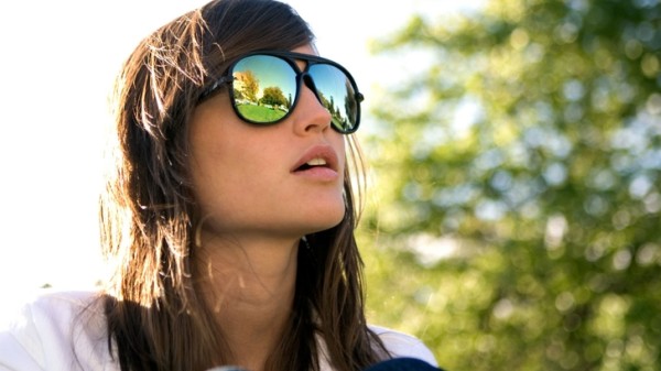 3 Ways To Care For Your Eyes This Summer