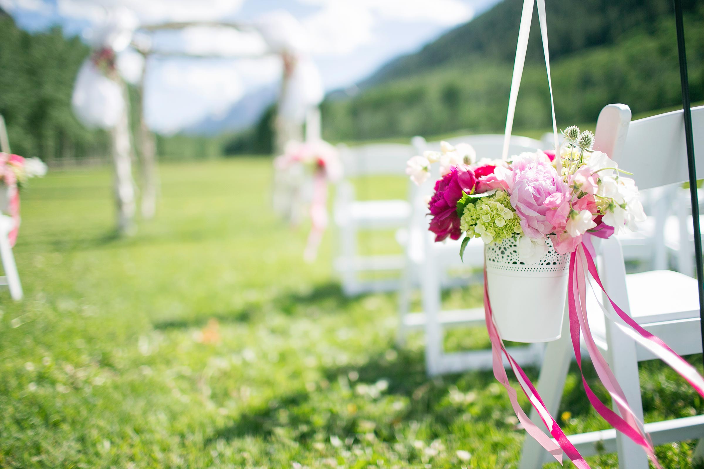 Planning A Summer Wedding Don't Forget These 5 Things For Your Reception