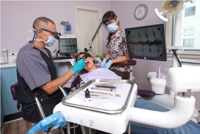 Services And Benefits Of Implant Dentist Berkshire- An Overview