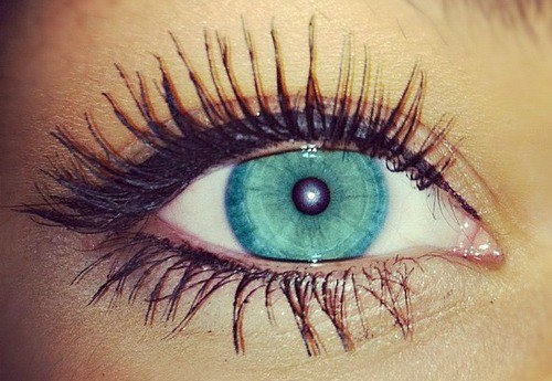 4 Things You Should Know About Eyelash Extensions