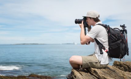 Why Renting A Camera is A Better Option When Travelling