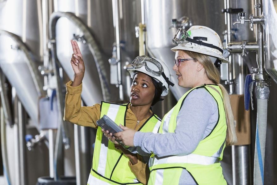 How Production Plant Managers Can Make Their Workplace Safer For Employees