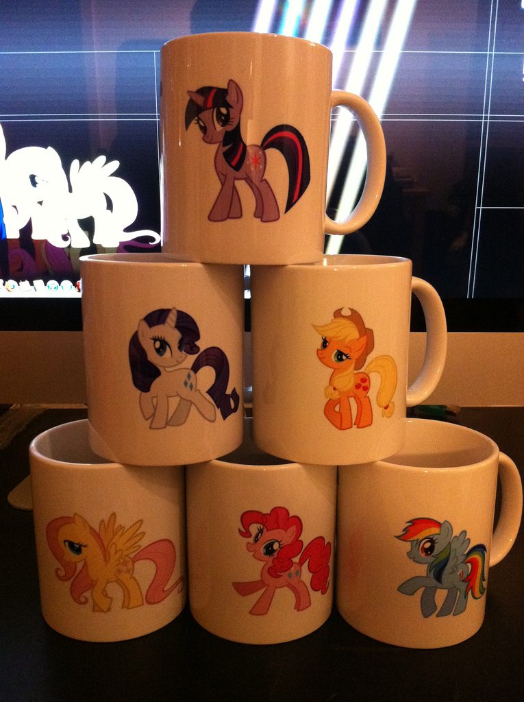 Printed Mugs: Multiple Variations To Choose From