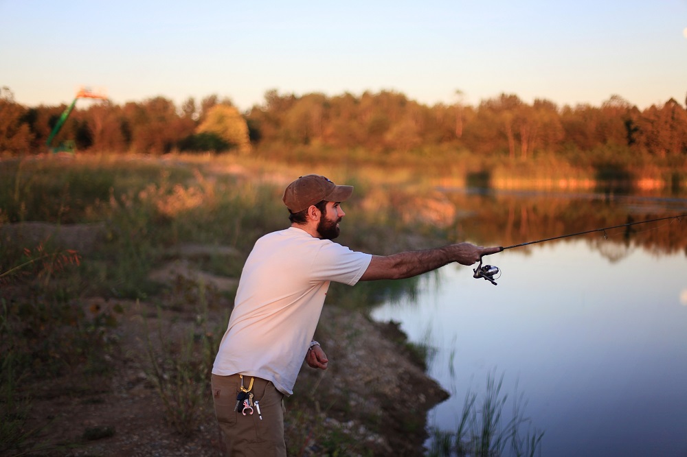 Holiday Happiness: 4 Christmas Presents Your Outdoorsman Husband Will Love