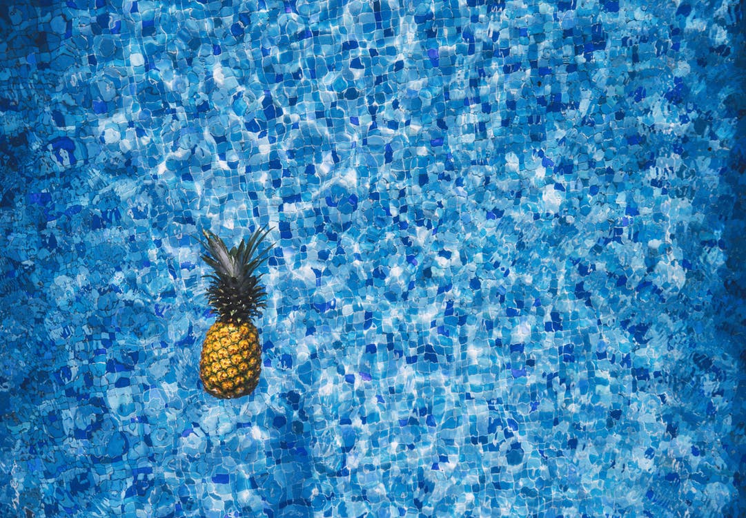 Summer Time: 4 Essentials To Throwing The Best Pool Party