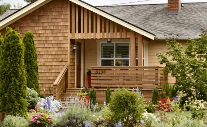 Old Home Renovations: How To Give Your House An Updated Look This Summer