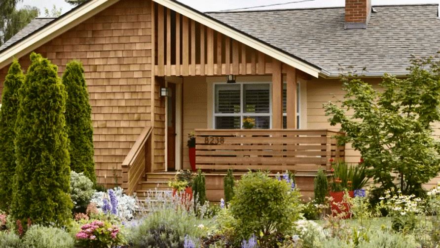 Old Home Renovations: How To Give Your House An Updated Look This Summer