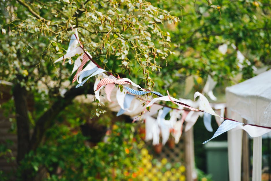 How to prepare your outdoor area for entertaining this summer