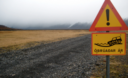 Feel Like at Home: 8 Things DON’T DO in Iceland
