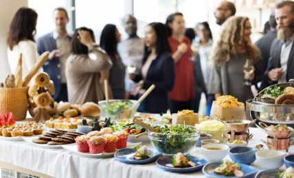 5 Easy Ways To Plan The Food For Holiday Office Party