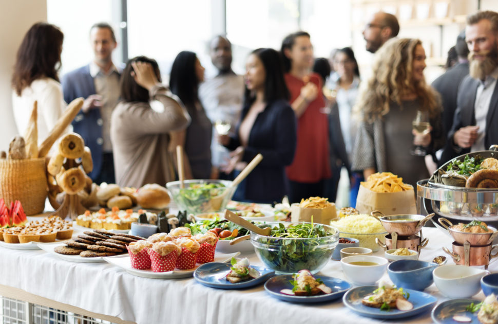 5 Easy Ways To Plan The Food For Holiday Office Party